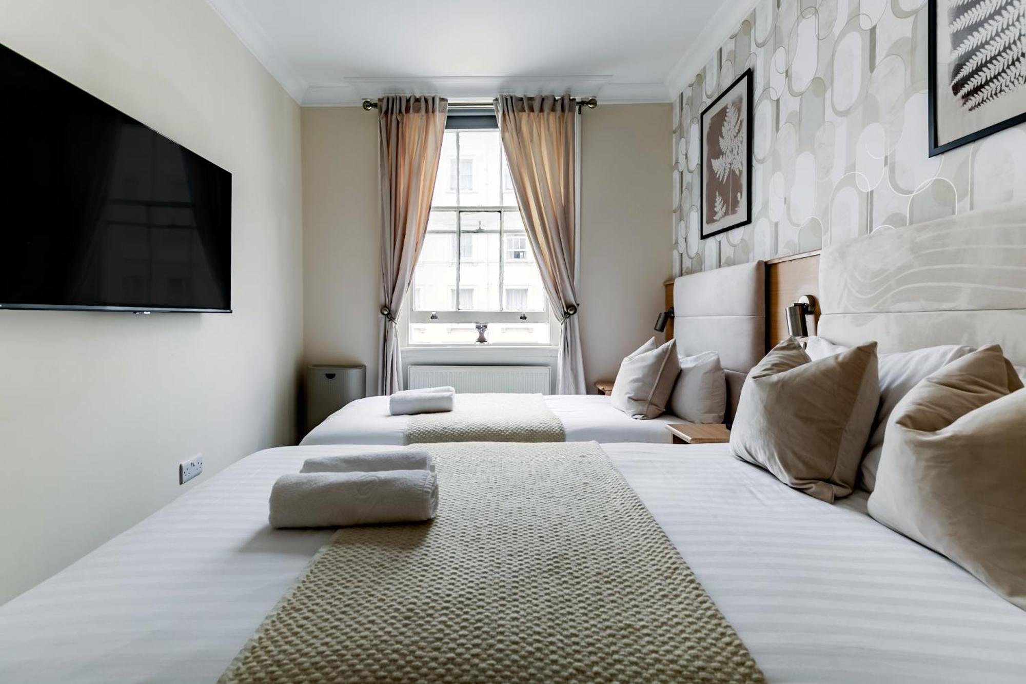 Mina 3* London