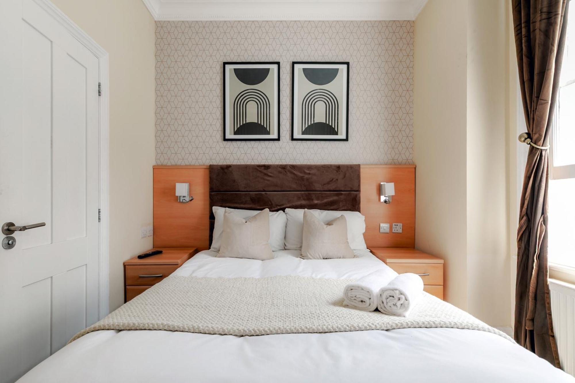 Hotel Mina 3*